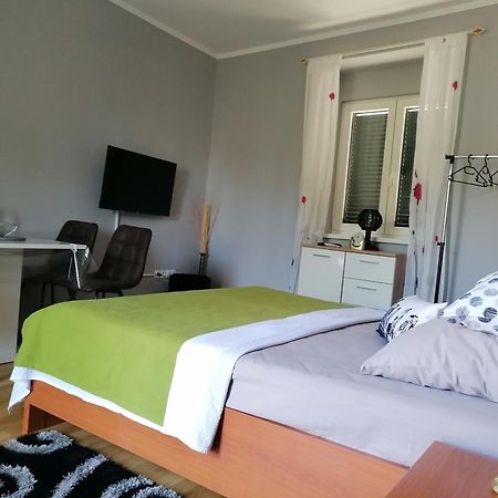 Villa Juni Crikvenica Esterno foto